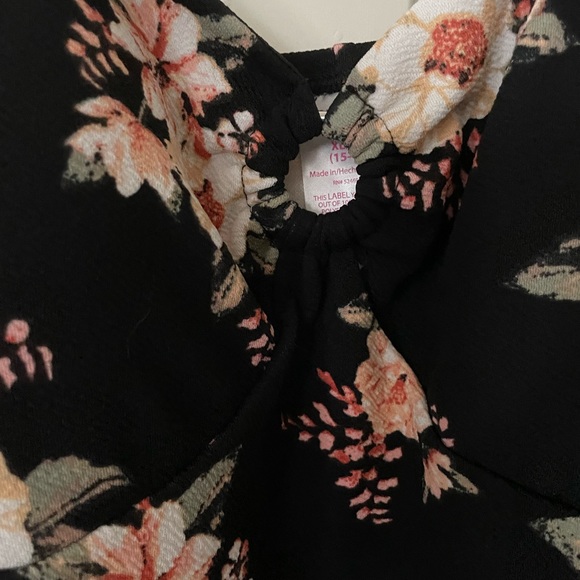 Women’s Dress Spaghetti Strap (Floral Design) - Picture 4 of 10